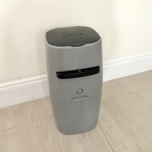 Litter Genie Plus Cat Litter Disposal System in Silver, 8" L X 8" W X 17" H